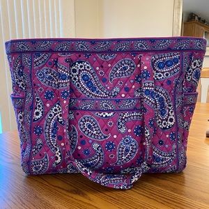 Vera Bradley Weekender/Large Tote in Boysenberry